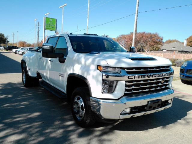 Used 2020 Chevrolet Silverado 3500 LTZ w/ LTZ Texas Edition image 4