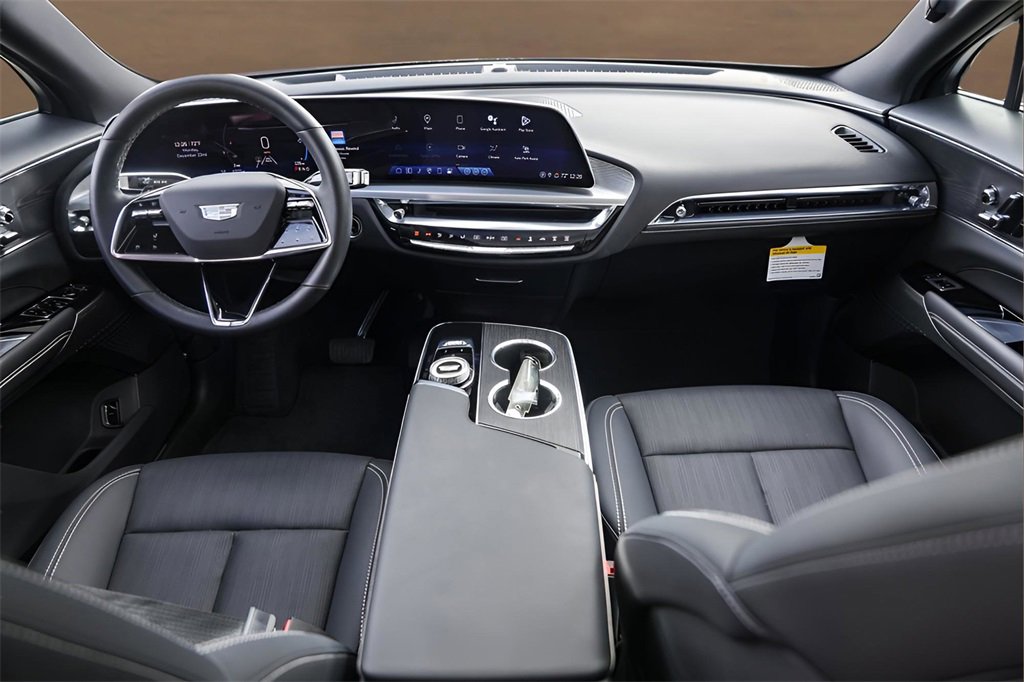 Certified 2024 Cadillac Lyriq Sport image 18