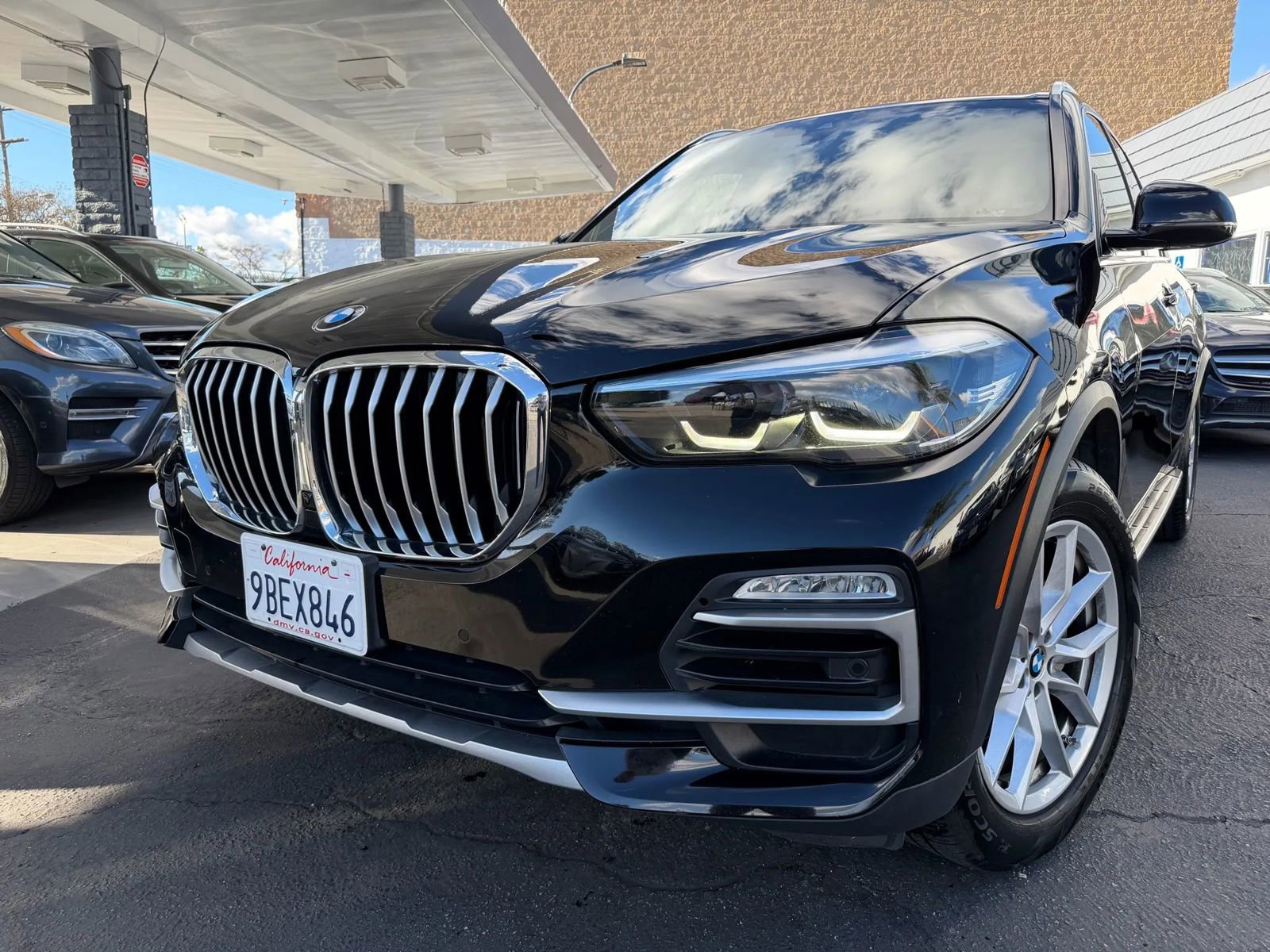 Used 2019 BMW X5 xDrive40i w/ Convenience Package image 3