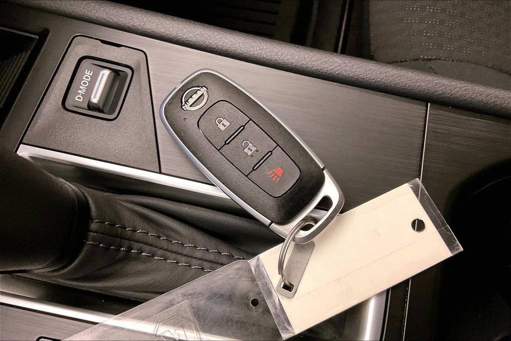 New 2026 Nissan Kicks S image 31