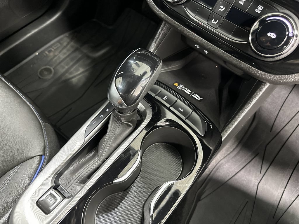 Used 2024 Buick Envista Sport Touring w/ Convenience II Package FWD image 21