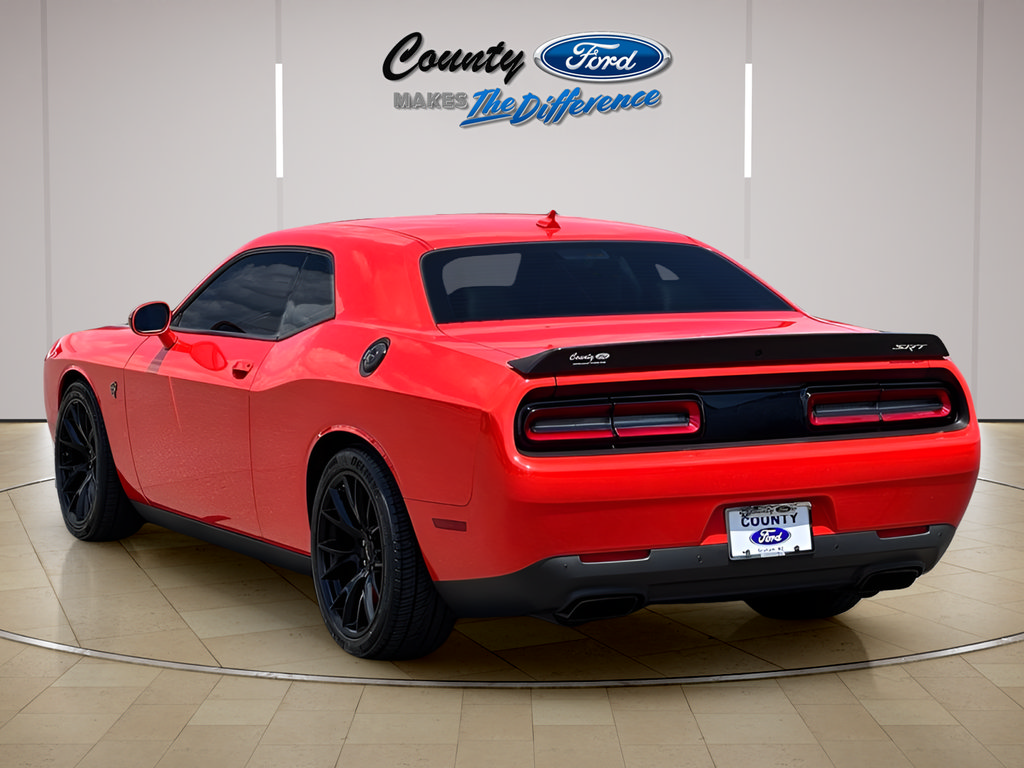 Used 2016 Dodge Challenger SRT Hellcat RWD image 8