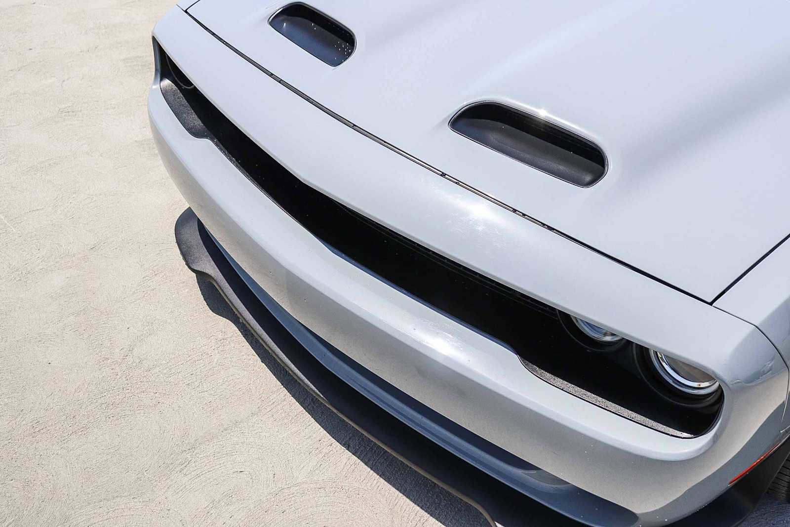 Used 2022 Dodge Challenger SRT Hellcat w/ Plus Package RWD image 8