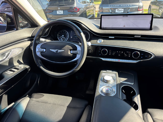 Used 2025 Genesis GV70 2.5T AWD/4WD image 11