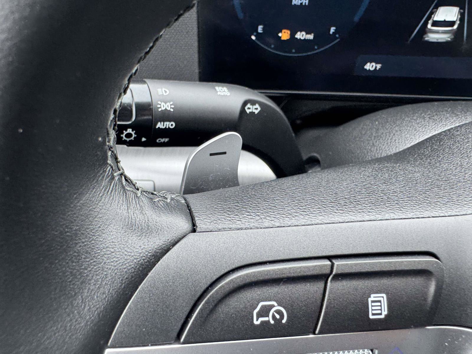 Used 2024 Hyundai Kona SEL w/ Convenience Package image 32