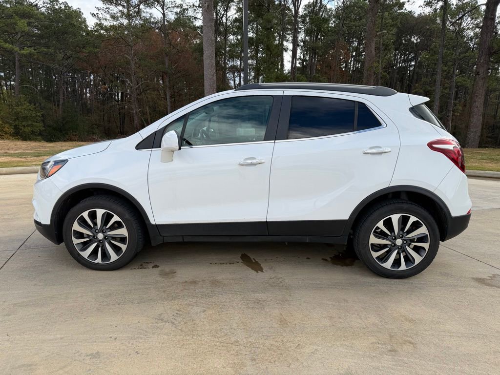 Used 2021 Buick Encore Preferred image 2