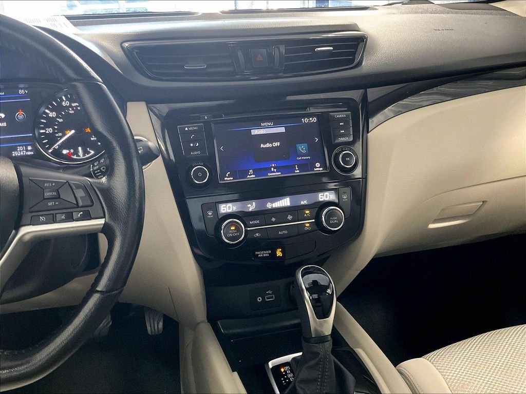Used 2022 Nissan Rogue Sport SV AWD/4WD image 18