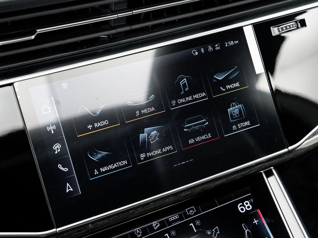 Used 2025 Audi Q8 Premium Plus w/ Premium Plus Package AWD/4WD image 16