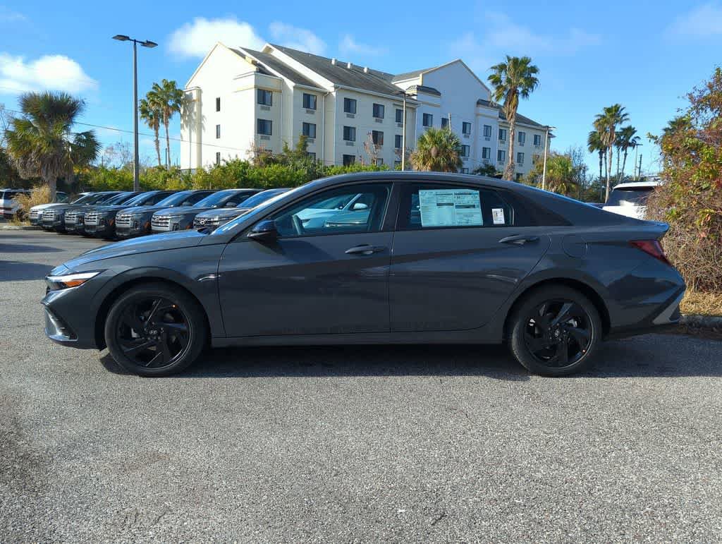 New 2026 Hyundai Elantra Sport FWD image 3