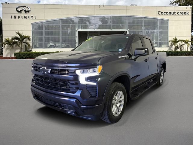 Used 2023 Chevrolet Silverado 1500 RST image 3