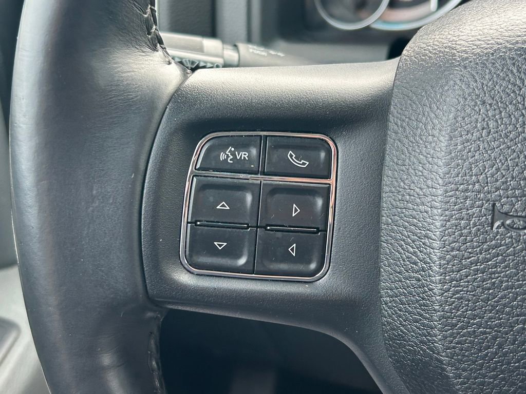 Used 2018 RAM 1500 Lone Star image 33