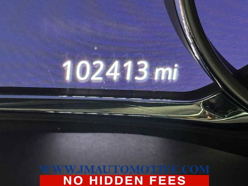 Used 2020 GMC Acadia SLT w/ Driver Alert Package II image 25