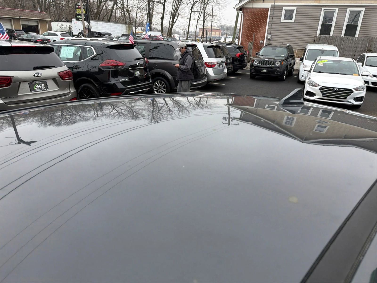 Used 2023 Hyundai Kona SE image 11