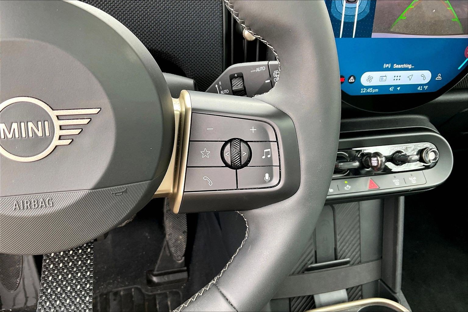Certified 2025 MINI Cooper 2-Door Hardtop image 19