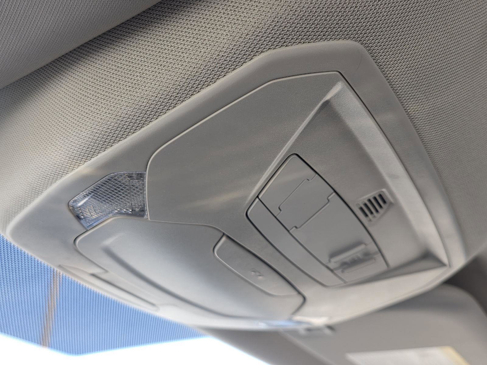 Used 2018 Ford Focus SEL w/ Cold Weather Package image 21