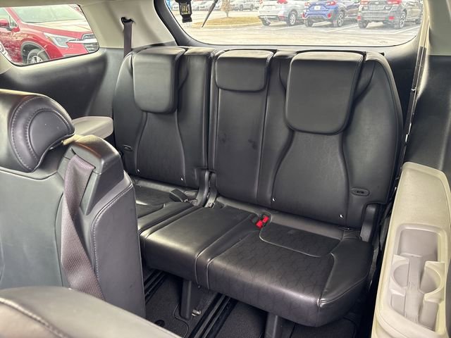 Used 2024 Kia Carnival LX image 13