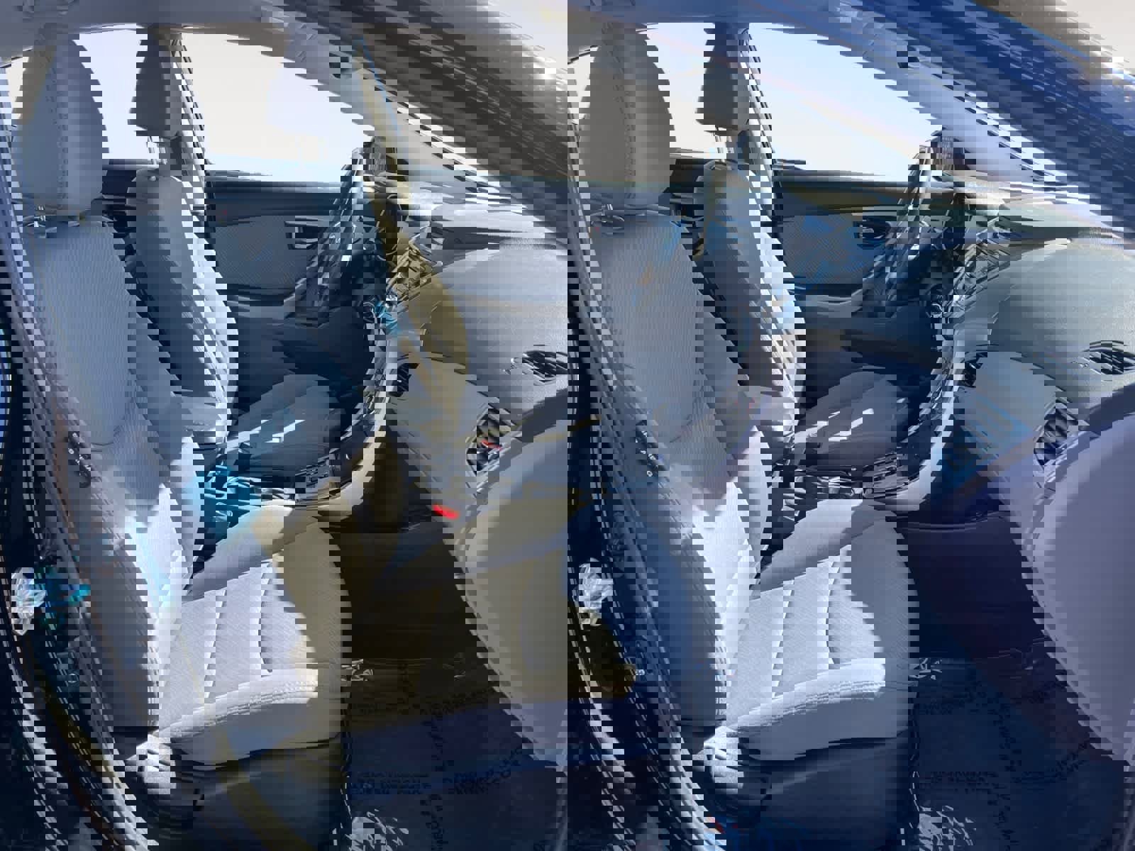 Used 2013 Hyundai Elantra GLS w/ Preferred Pkg image 15