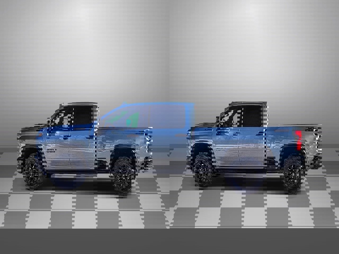 Used 2026 Chevrolet Silverado 2500 LTZ w/ LTZ Plus Package image 4