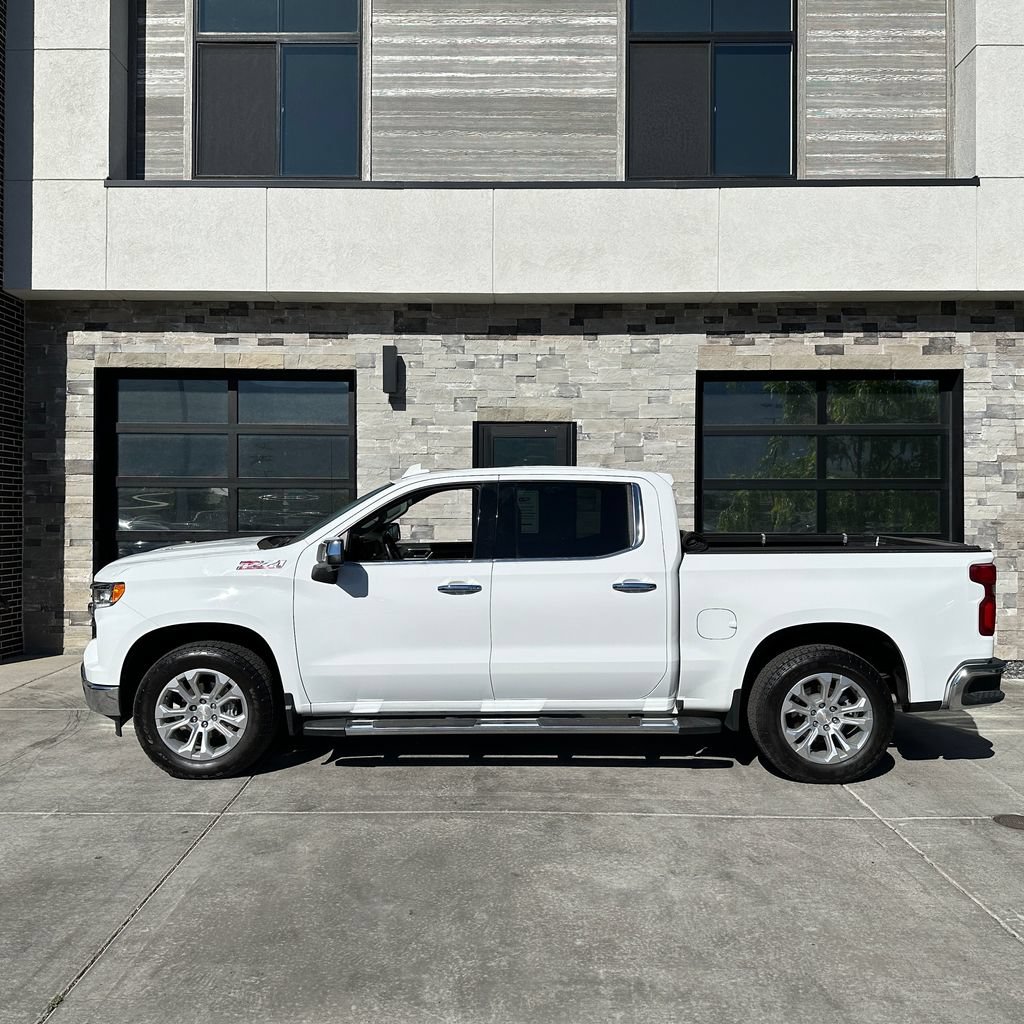 Used 2024 Chevrolet Silverado 1500 LTZ w/ LTZ Premium Package AWD/4WD image 6