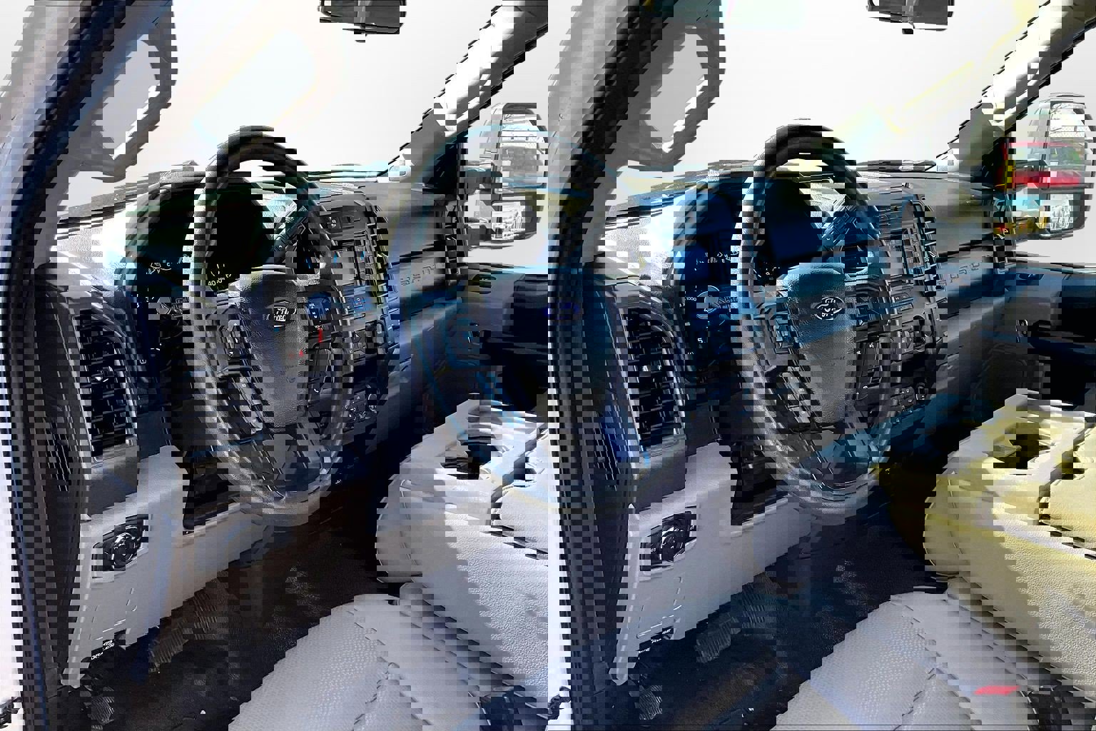 Used 2020 Ford F350 Lariat image 20