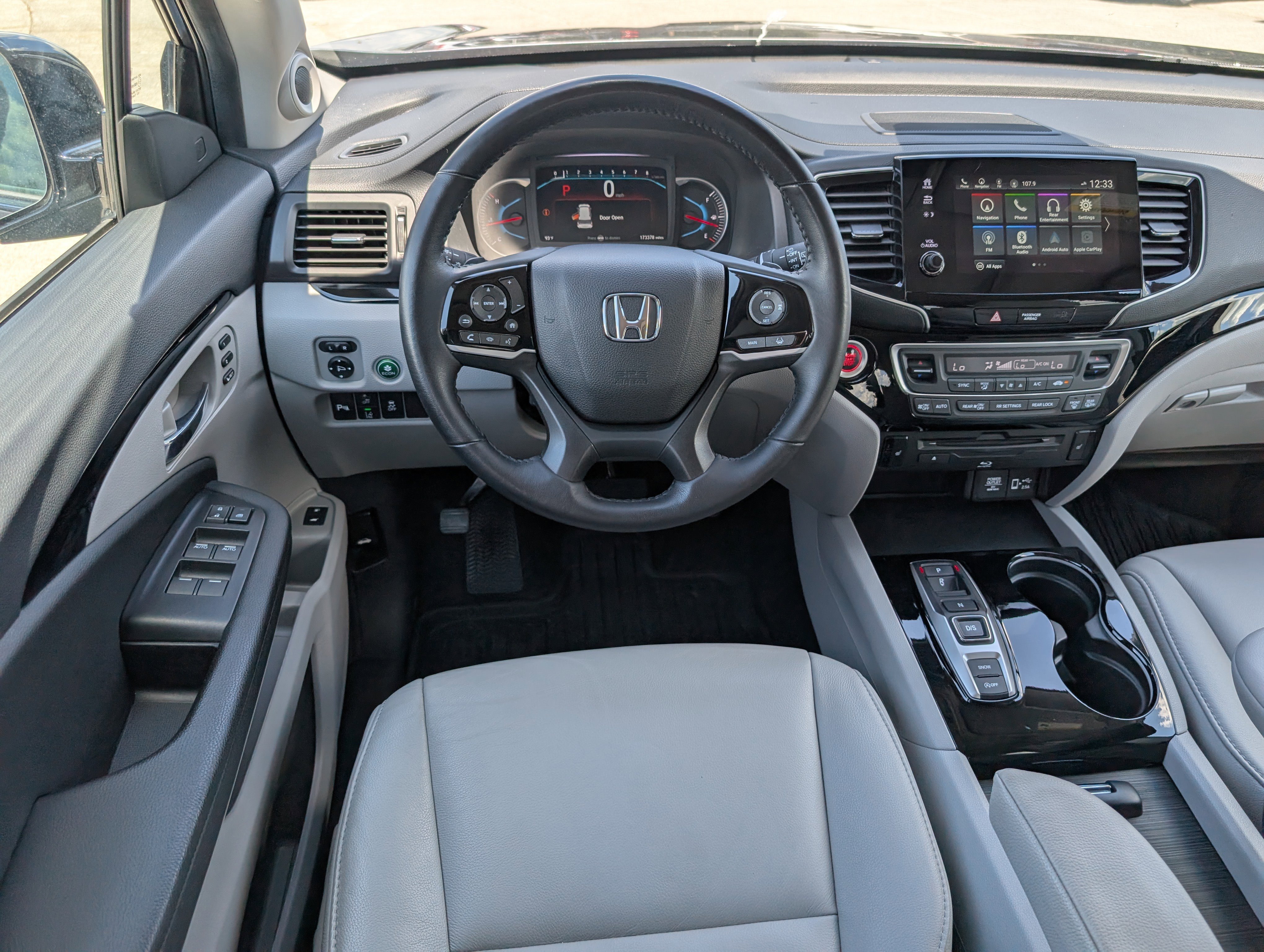 Used 2022 Honda Pilot Touring image 7