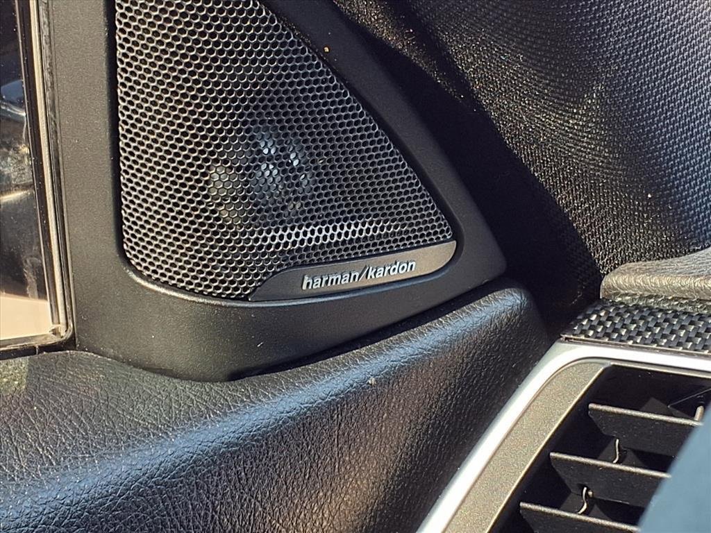 Used 2018 BMW M4 Base image 25