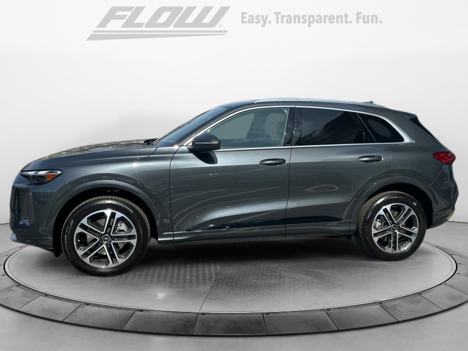 Certified 2025 Audi Q5 Premium w/ Convenience Package AWD/4WD image 5