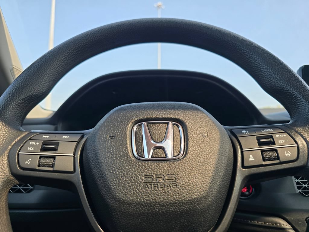 Used 2023 Honda Accord EX image 25