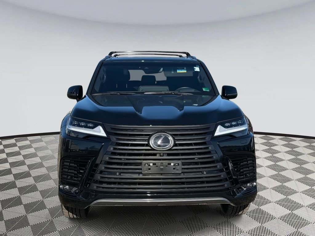 Used 2024 Lexus LX 600 4WD w/ Luxury Package image 6