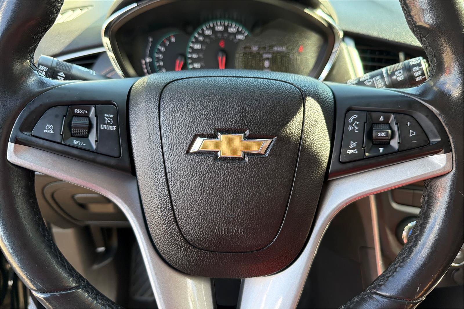 Used 2019 Chevrolet Trax LT w/ LT Convenience Package AWD/4WD image 15
