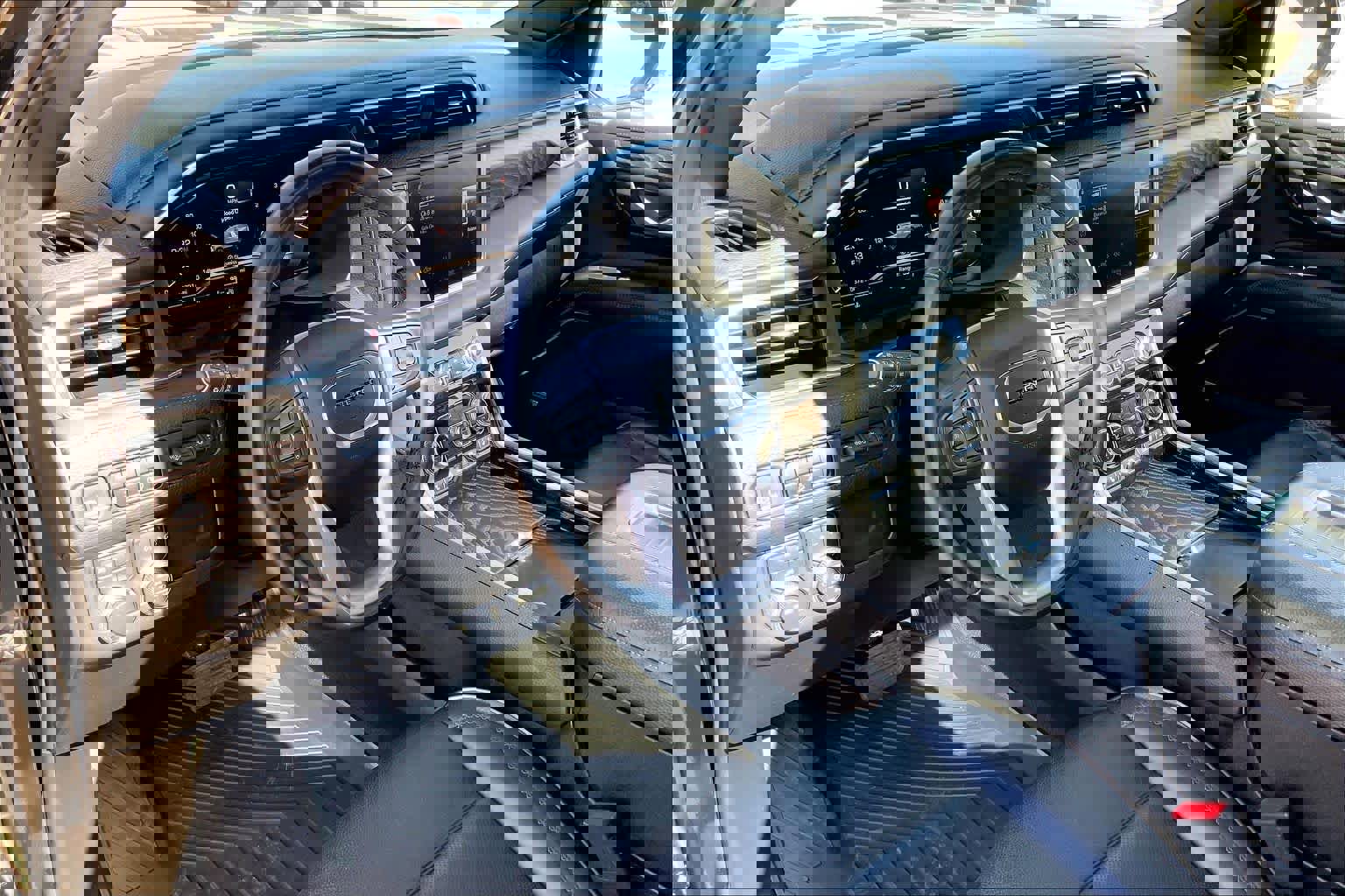 Used 2024 GMC Yukon Denali image 18