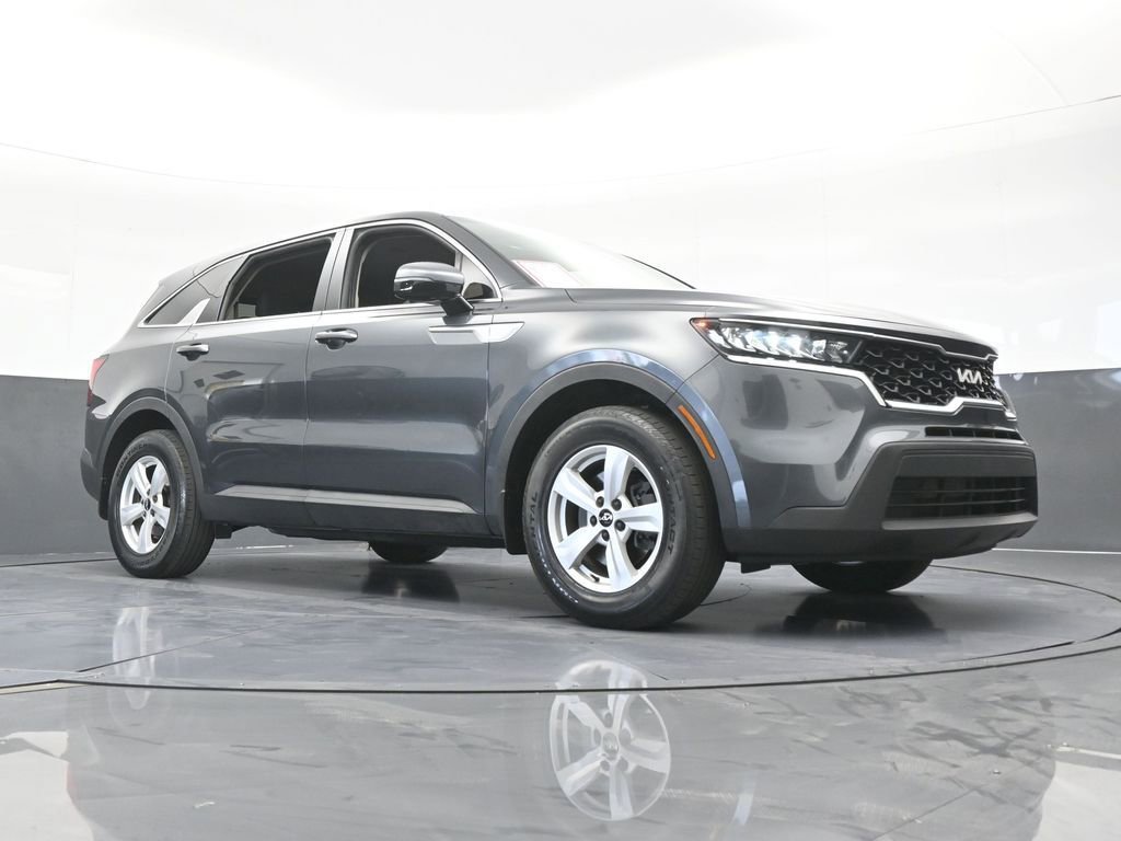 Used 2022 Kia Sorento LX FWD image 56
