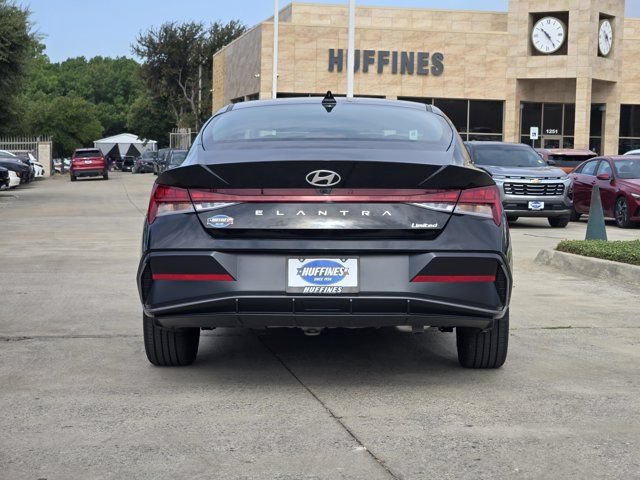 Certified 2026 Hyundai Elantra Limited FWD image 7
