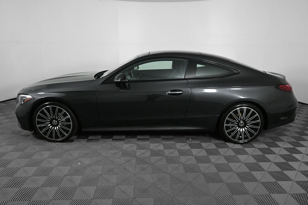 Certified 2026 Mercedes-Benz CLE 300 4MATIC Coupe image 3