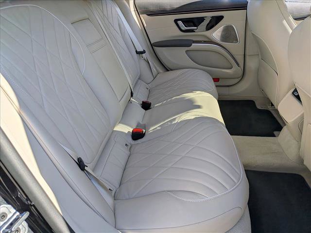 Certified 2022 Mercedes-Benz EQS 580 4MATIC Sedan image 21