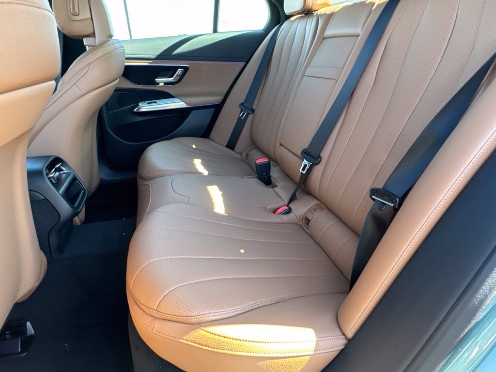 New 2027 Mercedes-Benz E 450 4MATIC Sedan image 30