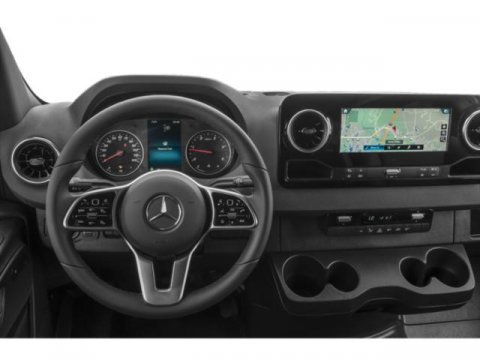 Used 2024 Mercedes-Benz Sprinter 2500 image 7