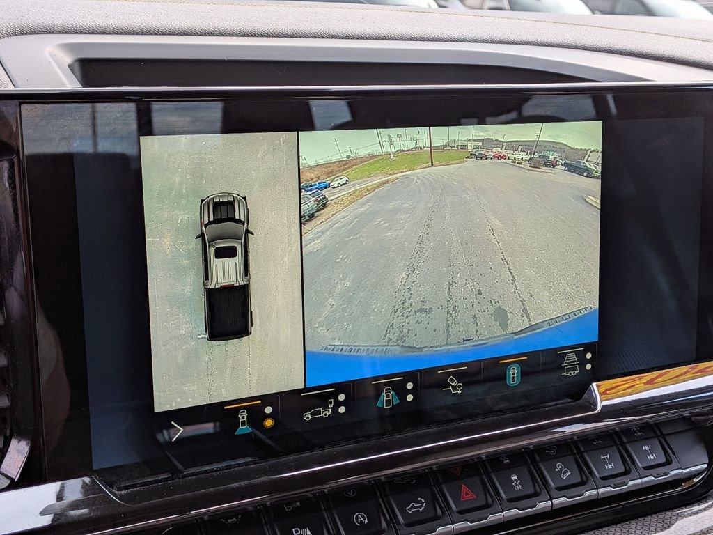 Used 2022 Chevrolet Silverado 1500 ZR2 w/ Technology Package image 29