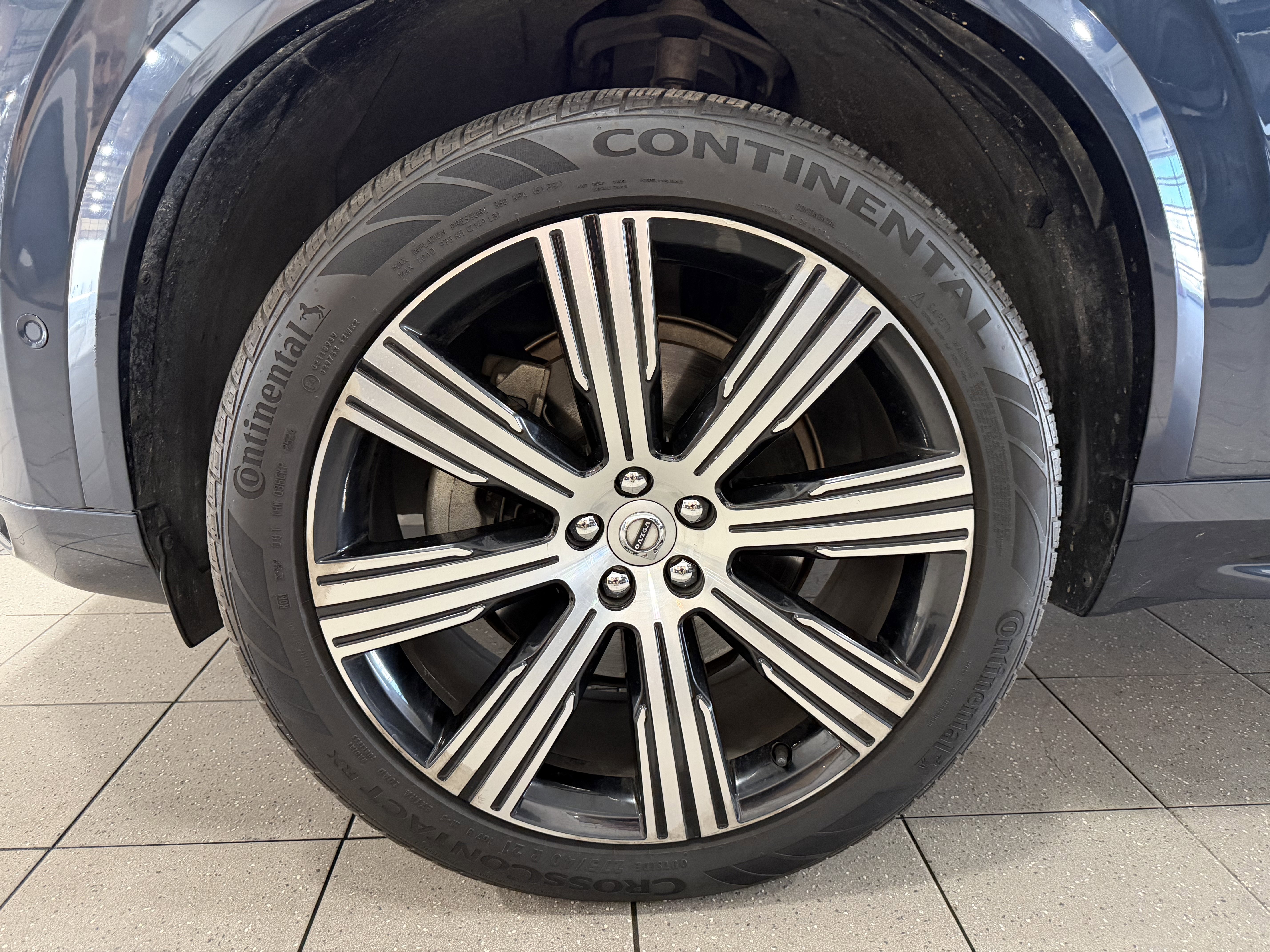 Used 2022 Volvo XC90 T6 Inscription w/ Advanced Package AWD/4WD image 5