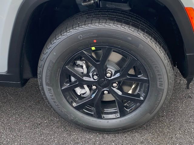 New 2025 Jeep Grand Cherokee L Altitude AWD/4WD image 11