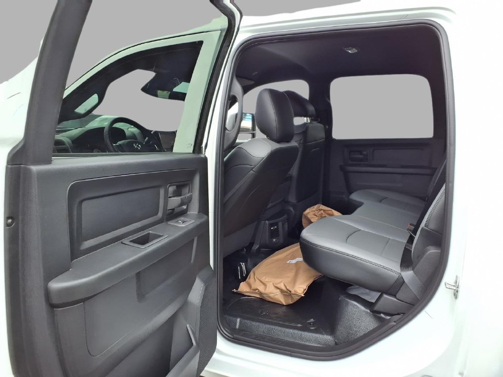 New 2027 RAM 3500 Tradesman AWD/4WD image 22