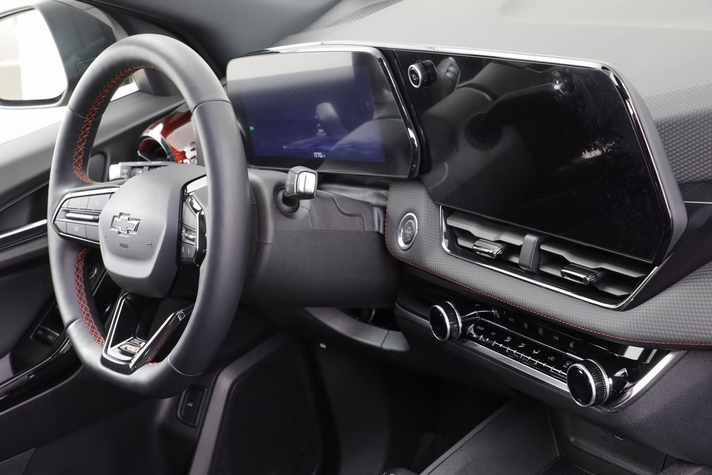 Certified 2026 Chevrolet Equinox RS image 22