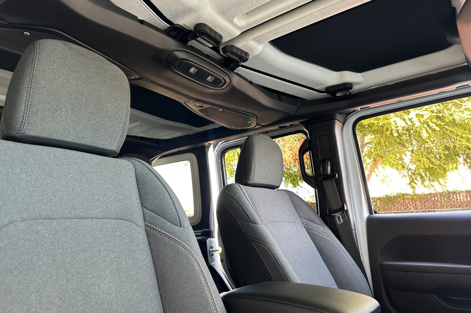 New 2026 Jeep Wrangler Unlimited Sport AWD/4WD image 17