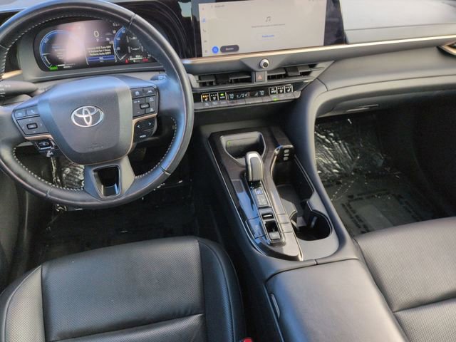 Used 2024 Toyota Crown Limited image 25