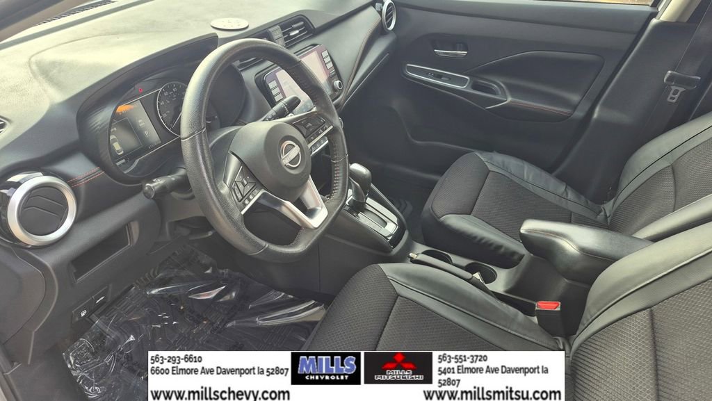 Used 2023 Nissan Versa SR w/ Trunk Package FWD image 9