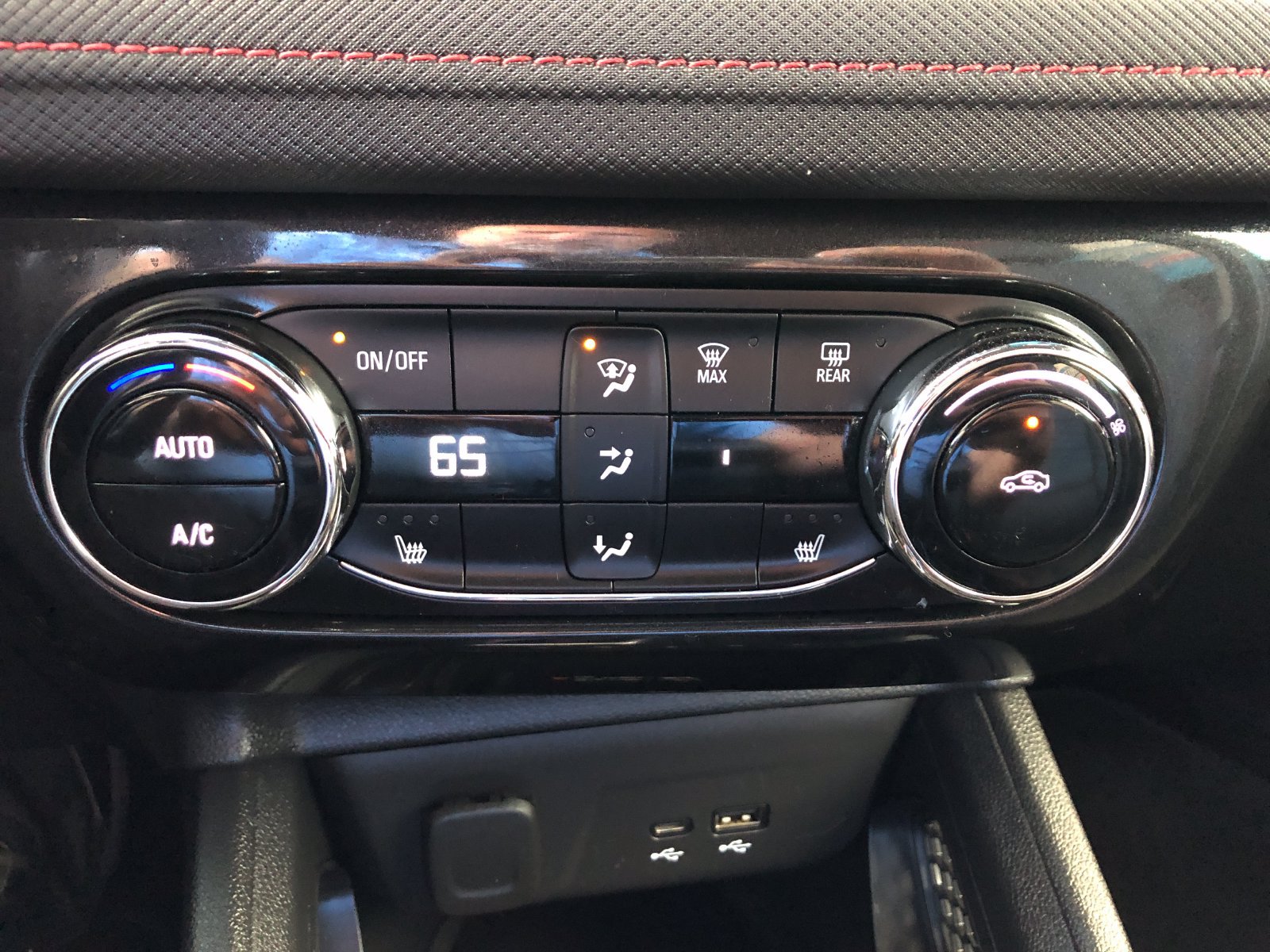 Used 2024 Chevrolet TrailBlazer RS w/ Convenience Package FWD image 28