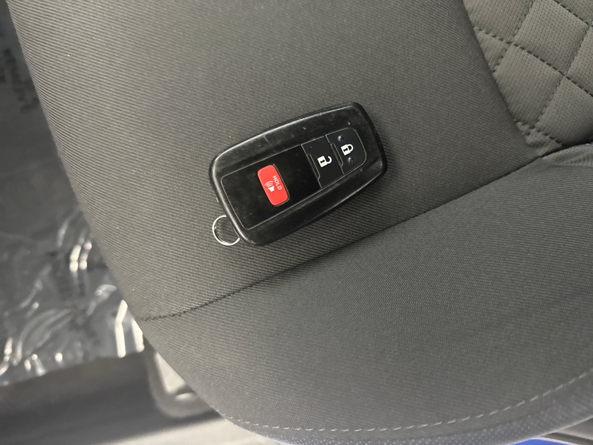 Used 2021 Toyota C-HR XLE FWD image 19