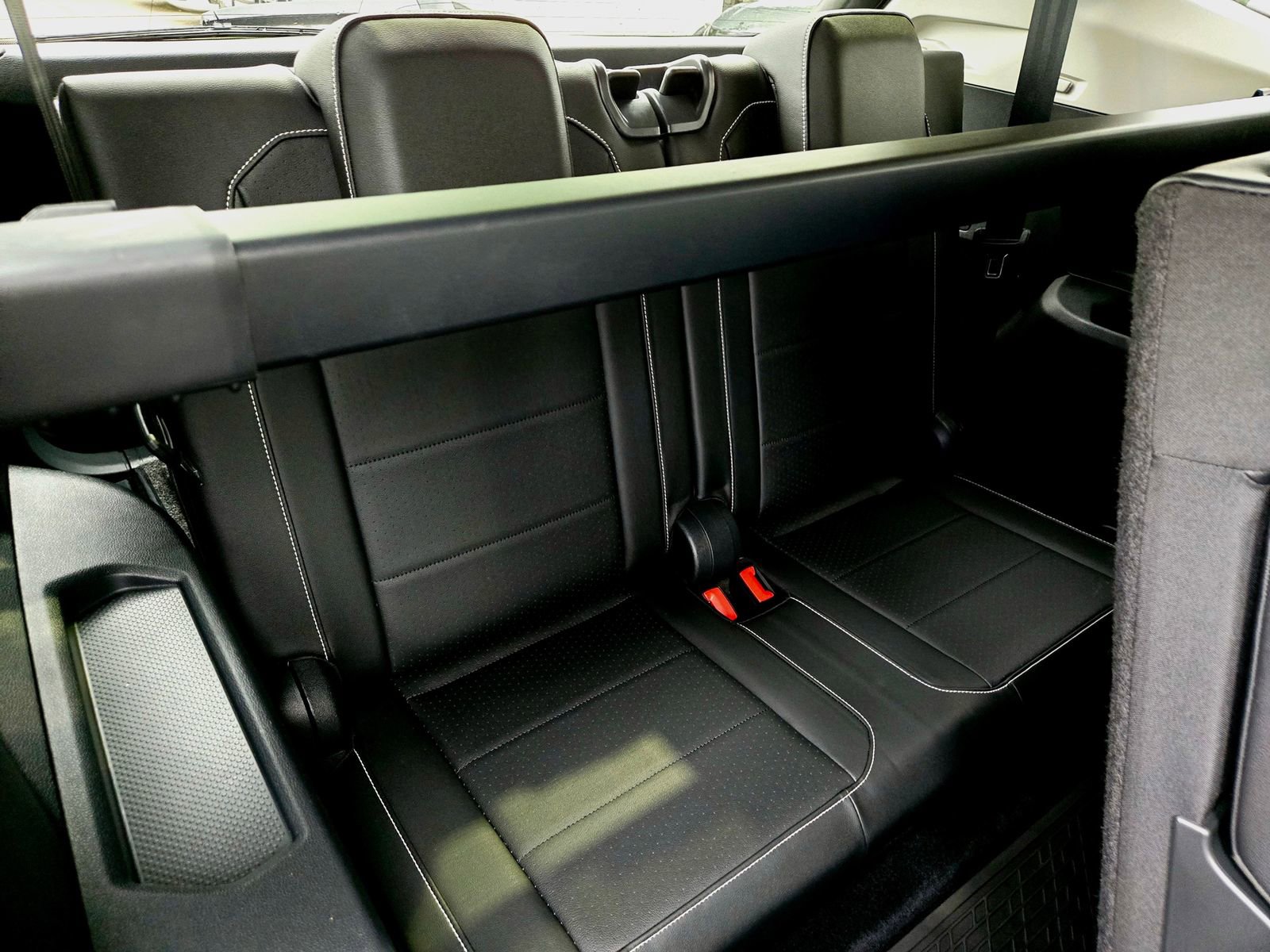 Used 2021 Volkswagen Tiguan SEL w/ 3-Row Tiguan MDO Package FWD image 27