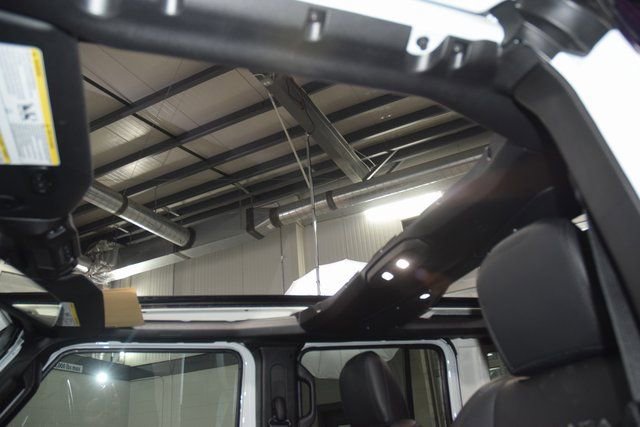 Used 2024 Jeep Wrangler Sahara w/ Technology Group image 49