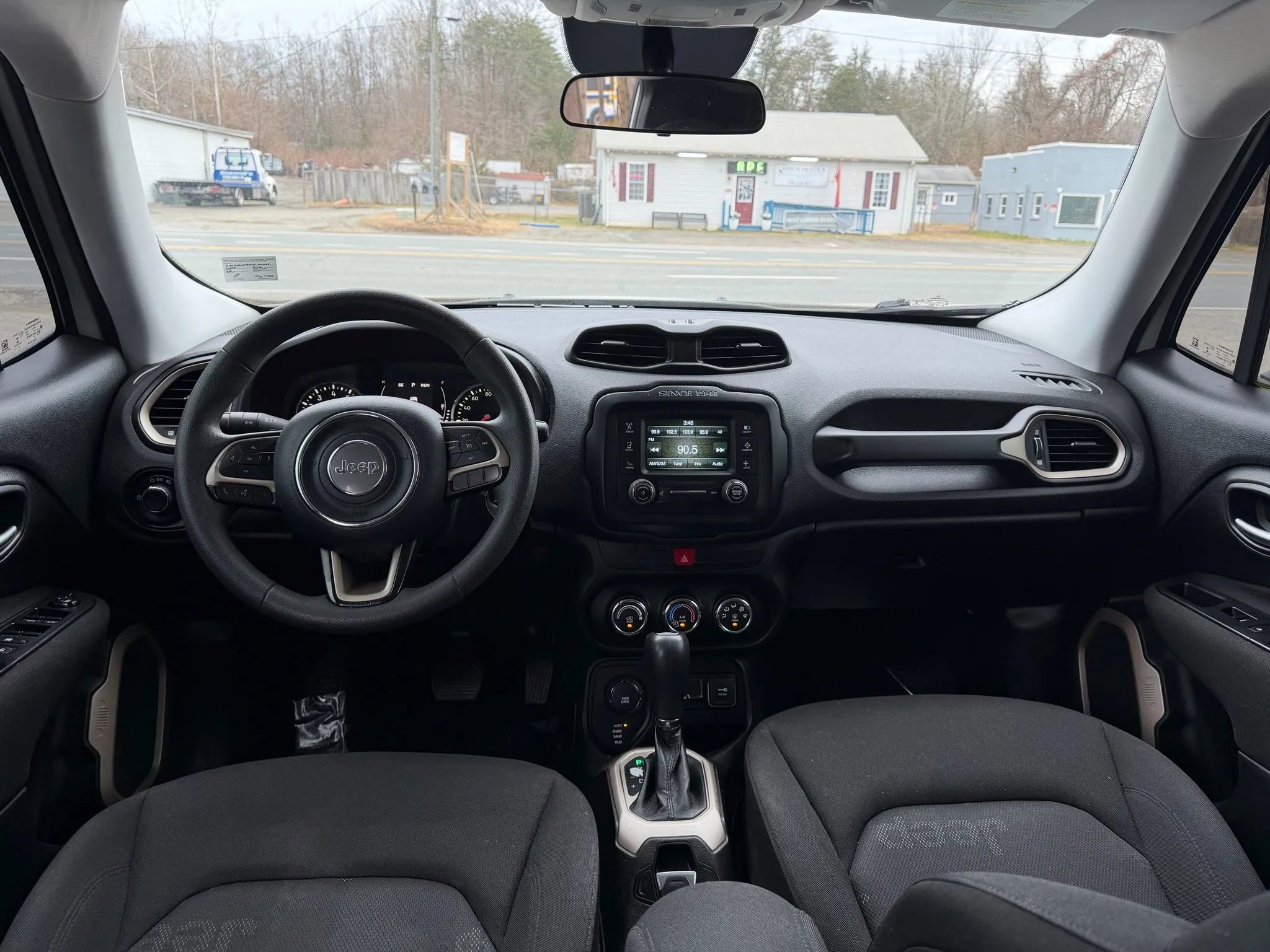 Used 2016 Jeep Renegade Sport w/ Power & Air Group image 26